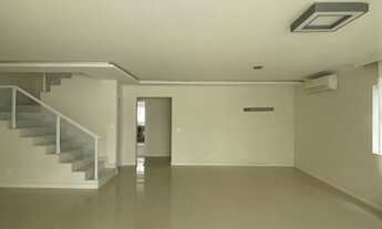 Imagem 2: Casa de condomínio para venda com 340 metros quadrados com 4 quartos