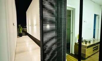 Imagem 5: O terreno possui 250 m², e área construída de 265 m², com 4 vagas sendo 2 cobertas