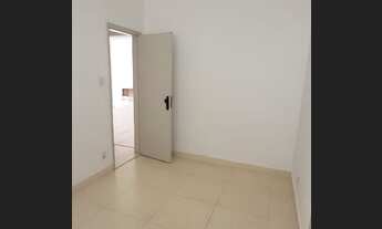 Imagem 2: Casa Comercial com sala ampla aproximada 100