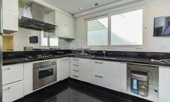 Imagem 15: CASA À VENDA COM 5 QUARTOS, PISCINA, JACUZZI NO MORUMBI