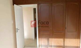 Imagem 2: Apartamento para venda com 60 metros quadrados com 2 quartos em Botafogo - Rio de Janeiro