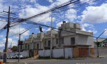 Imagem 2: TRIPLEX A VENDA NO BAIRRO UBERABA DE FRENTE PARA A RUA