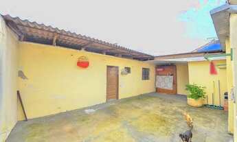 Imagem 6: Casa para venda tem 150 metros quadrados com 3 quartos em Novo Mundo - Curitiba - PR