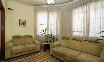 Imagem 7: Sobrado para Venda em Curitiba, Cristo Rei, 3 dormitórios, 1 banheiro, 1 vaga