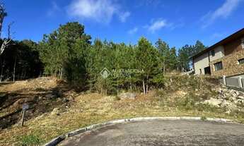 Imagem 3: Terreno amplo, em Gramado no Morada da Serra, com vista para o vale