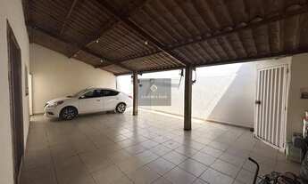 Imagem: Casa a venda no São Jorge com 5/4 e 01