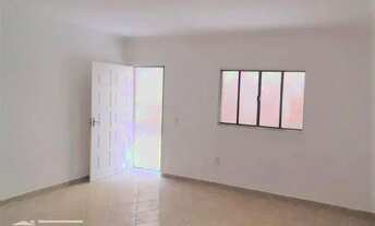 Imagem: Sobrado com 2 dorms e 1 vaga para alugar