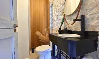 Imagem 6: Casa à Venda no Bairro Centenário 170 m², Terreno Amplo, Lareira e Hidromassag