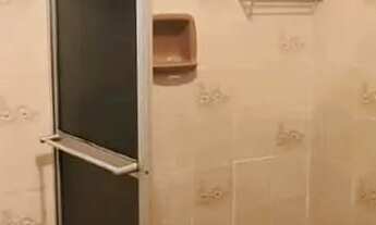 Imagem 13: Oportunidade ! Apto à venda 3 qtos/ 1 suíte , área lateral e 2 vagas de garagem na Praia d