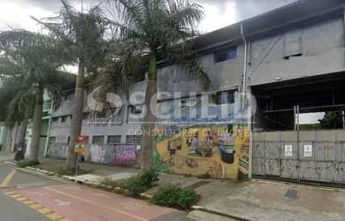 Imagem: Terreno com 3.671m² Zoneamento ZM ideal