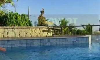 Imagem 3: Casa colonial com 4 quartos sendo 3 suítes