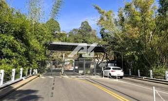 Imagem 3: Imóvel para aluguel possui 355 metros quadrados com 4 quartos