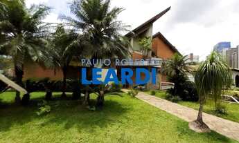 Imagem: CASA EM CONDOMÍNIO - ALPHAVILLE - SP