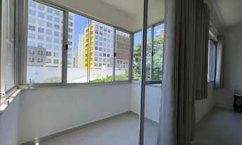 Imagem 3: Apartamento com 3 quartos na Rua Lauro Linhares