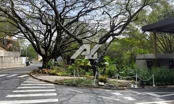 Imagem 6: Imóvel para aluguel possui 355 metros quadrados com 4 quartos