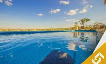 Imagem 4: Casa com total segurança, 4 suítes, mesa sinuca e piscina borda infinita. Cód.1009