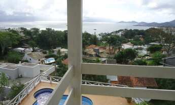 Imagem: Casa 5 dormitórios, 4 garagens, reformada