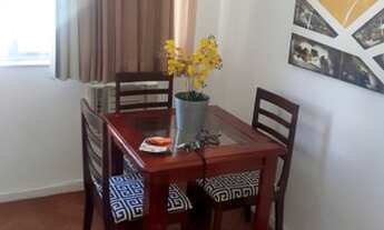 Imagem 5: Posto 6, rua transversal, com vista lateral para o mar. Copacabana - Rio de Janeiro - RJ