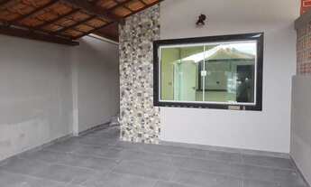 Imagem 1: Casa para venda com 90 metros quadrados com 2 quartos em Caiçara - Praia Grande - SP