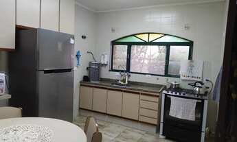 Imagem 2: Sobrado para venda possui 250 metros quadrados com 3 quartos em Parque Vitória - São Paulo