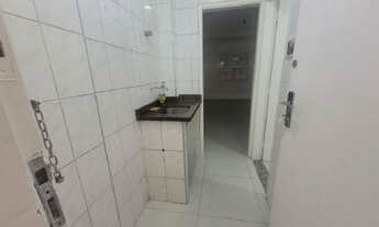 Imagem 2: Alugo kitnet na Ponta da Praia próximo ao mar Ref. 2642