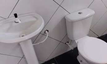 Imagem 2: Quarto e sala em Abrantes