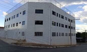 Imagem: Apartamento em prédio de condomínio fechado