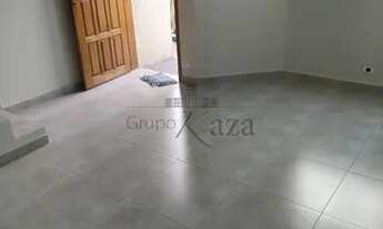 Imagem 2: Jacarei - Casa Padrão - Jardim Nova Esperanca