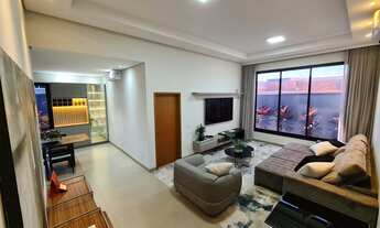 Imagem 5: Casa de condomínio para venda tem 220 metros quadrados com 3 quartos