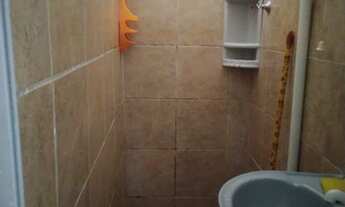 Imagem 3: Apenas para mulheres, Quarto com baheiro no conjunto Ponta Negra tudo incluso