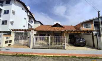 Imagem 2: BROGNOLI VENDE - CASA RESIDENCIAL COM 7 DORMITÓRIOS, SENDO 5 SUÍTES - CANASVIEIRAS