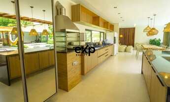 Imagem 3: Casa Alto Padrão - Morro de São Paulo com 5 Suítes, Piscina e Área Gourmet