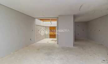 Imagem 2: Casa para Aluguel em Condomínio - Pedra Redonda, 3 Suítes e Lazer Completo