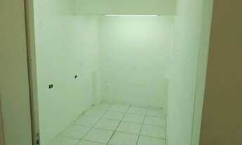 Imagem 3: Salão , Rua José de Siqueira, 32 Próximo ao Larga da Matriz da Freguesia do