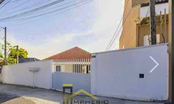 Imagem 3: Casa à venda em Curitiba-PR, São Braz: 3 Quartos, 2 Banheiros, 4 Vagas de Garagem, 363m² d