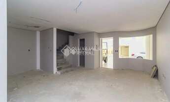 Imagem 3: Casa para Aluguel em Condomínio - Pedra Redonda, 3 Suítes e Lazer Completo