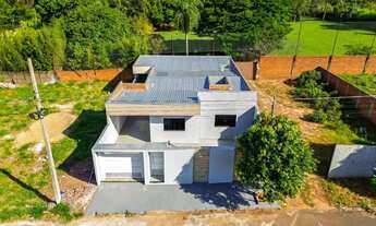 Imagem 6: Casa com 164m2, 3 quartos, sendo uma suíte e 3 vagas de garagem á Venda por R$ 340.00,00