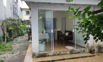 Imagem 3: Casa com dois níveis, em localização excelente para negócio no Menino Deus