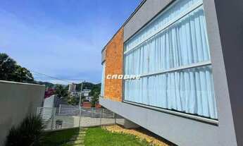 Imagem 2: Casa Mobiliada de Alto Padrão no Bairro Itoupava Norte Cadore Imóveis