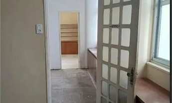 Imagem: Centro comercial para venda tem 63 metros