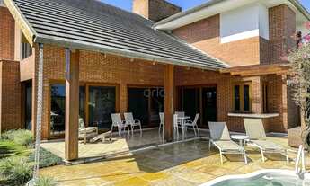 Imagem: Casa mobiliada com 04 suítes à venda