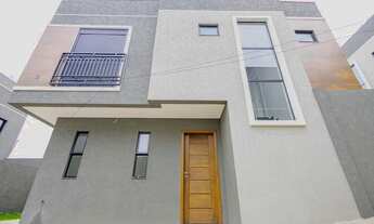 Imagem: Sobrado Novo no Bairro Alto com 3 Dormitórios