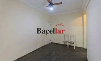 Imagem: 2 quartos Praça Afonso Pena