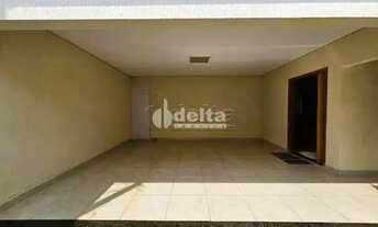 Imagem 5: Casa residencial disponível para venda no bairro Alto Umuarama em Uberlândia-MG