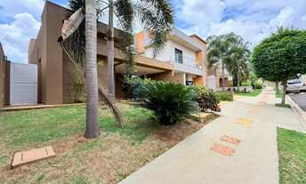 Imagem: Casa térrea de 175 m² com 03 suítes para