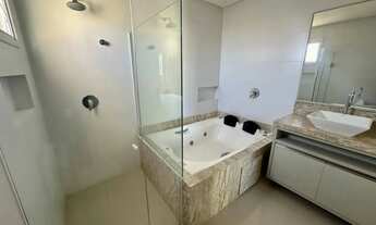 Imagem 2: Apartamento à venda em Meia Praia, Itapema