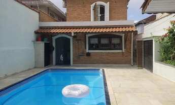 Imagem: Casa à venda, 4 quartos, 2 suítes, 5 vagas