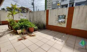 Imagem 7: Casa em excelente localização no bairro Barreiros