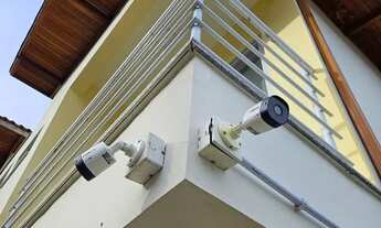 Imagem 4: Suite em casa compartilhada completa