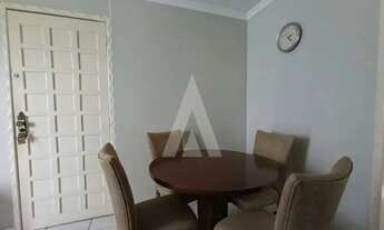 Imagem 6: Apartamento localizado no bairro Iririú, com 02quartos e uma vaga de garagem coberta